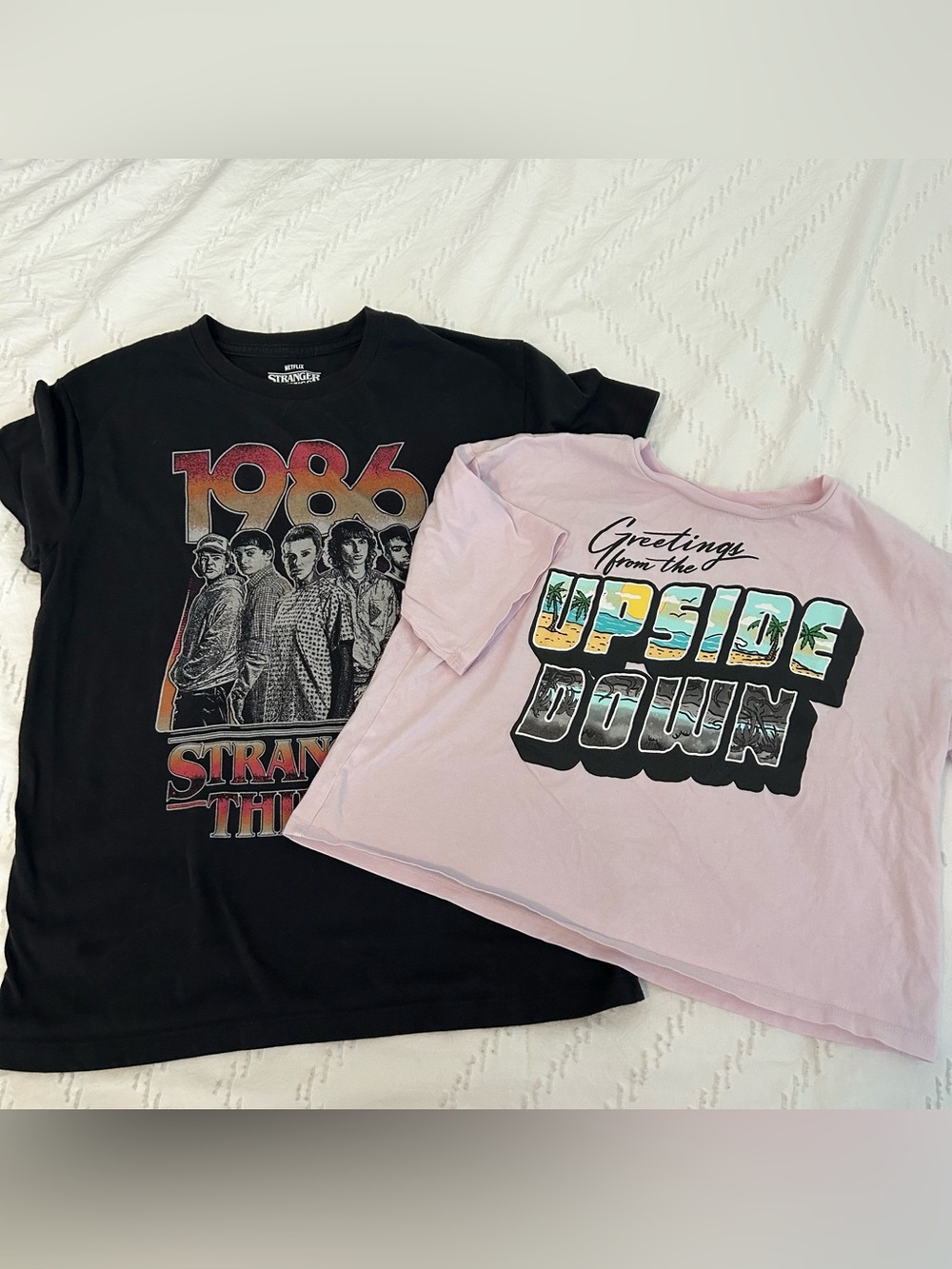 Stranger Things 1986 Graphic T-Shirt Black Netflix Tee Cropped Pink Lot Of 2 XS